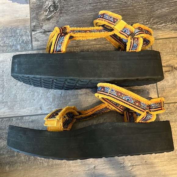 (7) TEVA Women's Yellow Tribal Maressa Platform Sandal - Picture 3 of 12